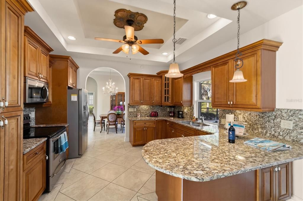 For Sale: $2,250,000 (3 beds, 2 baths, 2539 Square Feet)