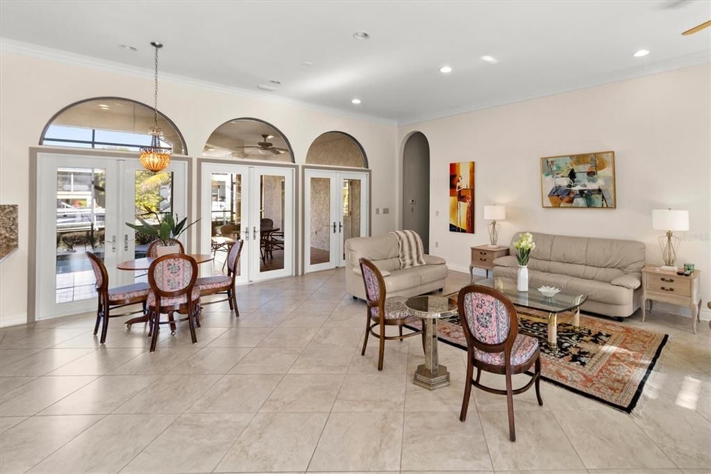For Sale: $2,250,000 (3 beds, 2 baths, 2539 Square Feet)