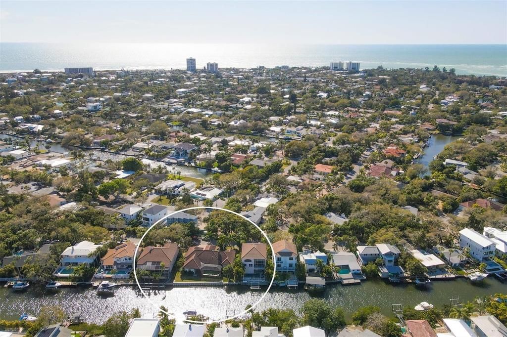 For Sale: $2,250,000 (3 beds, 2 baths, 2539 Square Feet)