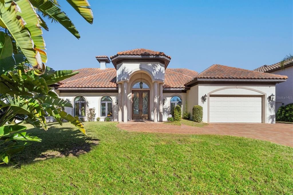 For Sale: $2,250,000 (3 beds, 2 baths, 2539 Square Feet)