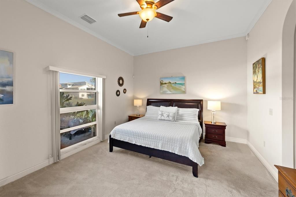 For Sale: $2,250,000 (3 beds, 2 baths, 2539 Square Feet)