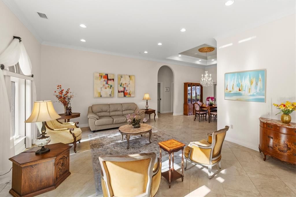 For Sale: $2,250,000 (3 beds, 2 baths, 2539 Square Feet)