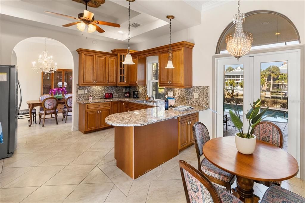 For Sale: $2,250,000 (3 beds, 2 baths, 2539 Square Feet)