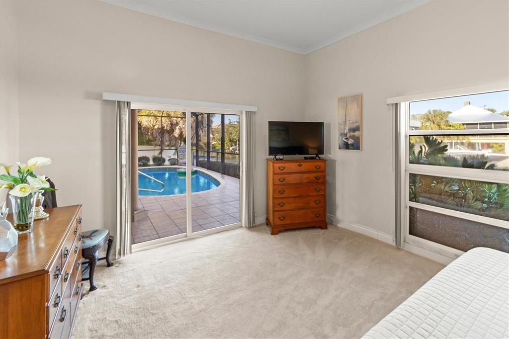 For Sale: $2,250,000 (3 beds, 2 baths, 2539 Square Feet)