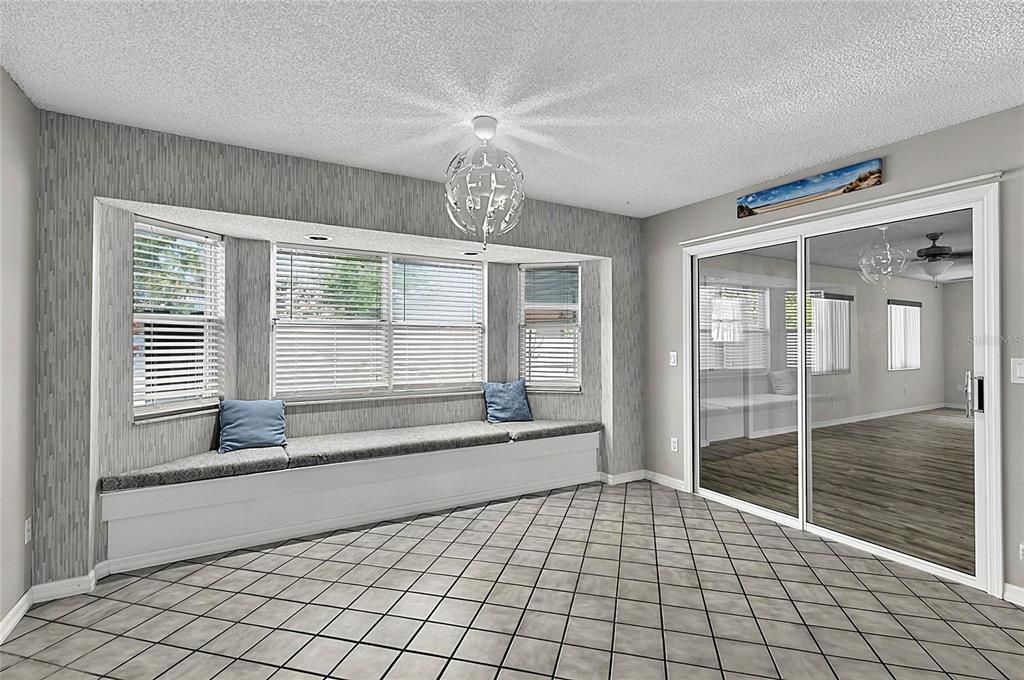 For Sale: $359,900 (3 beds, 2 baths, 2028 Square Feet)