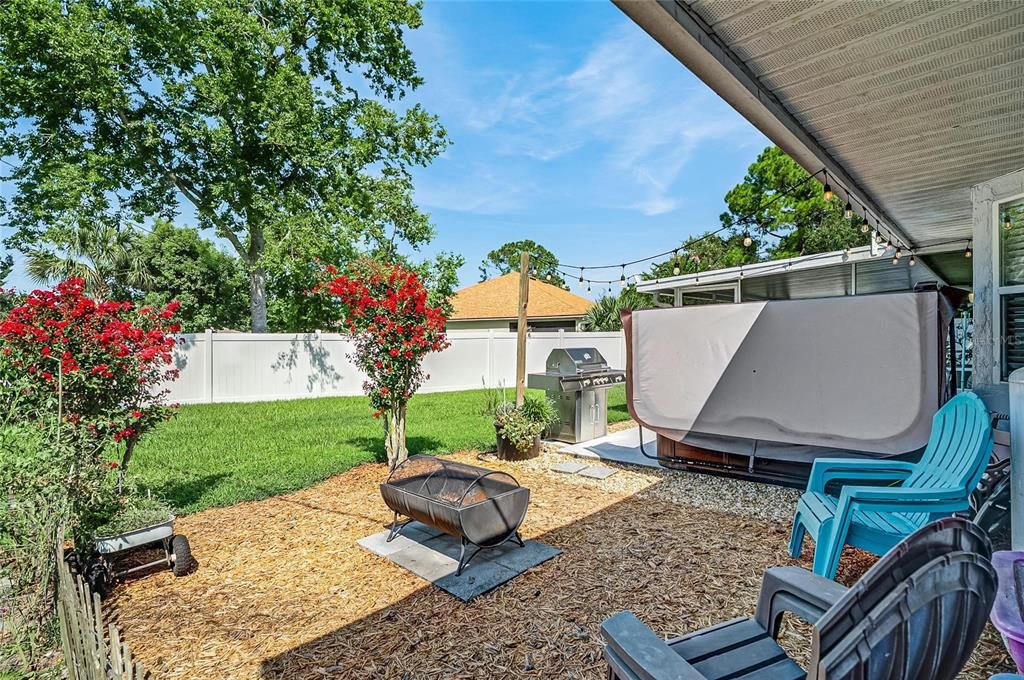For Sale: $359,900 (3 beds, 2 baths, 2028 Square Feet)