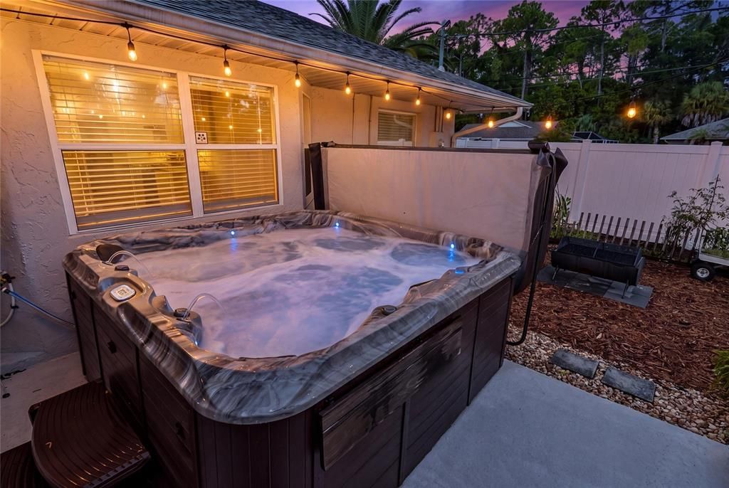 For Sale: $359,900 (3 beds, 2 baths, 2028 Square Feet)