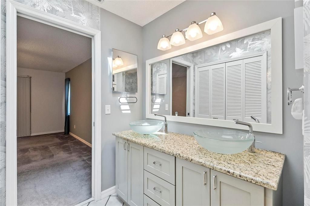 For Sale: $359,900 (3 beds, 2 baths, 2028 Square Feet)
