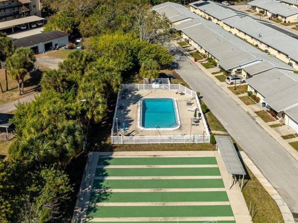 For Rent: $1,250 (2 beds, 1 baths, 722 Square Feet)