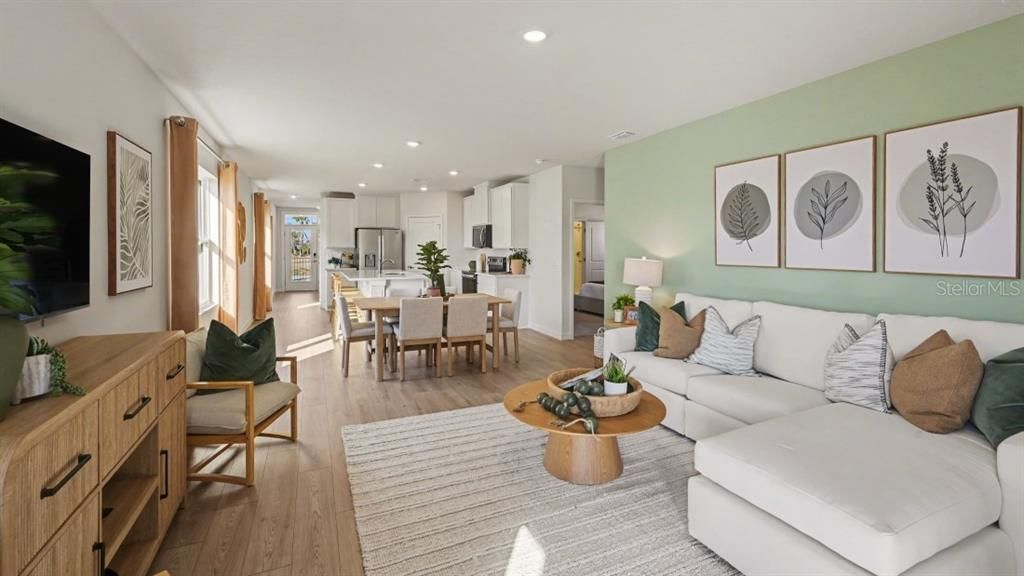 For Sale: $314,380 (4 beds, 2 baths, 1665 Square Feet)