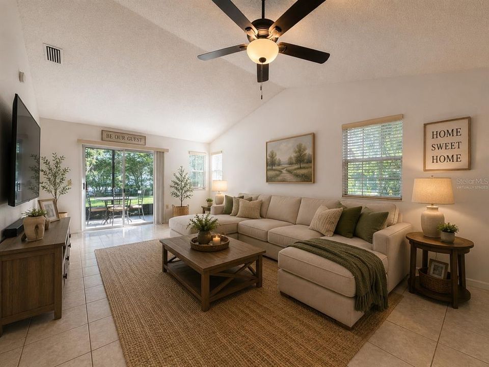 For Sale: $219,000 (2 beds, 2 baths, 1044 Square Feet)