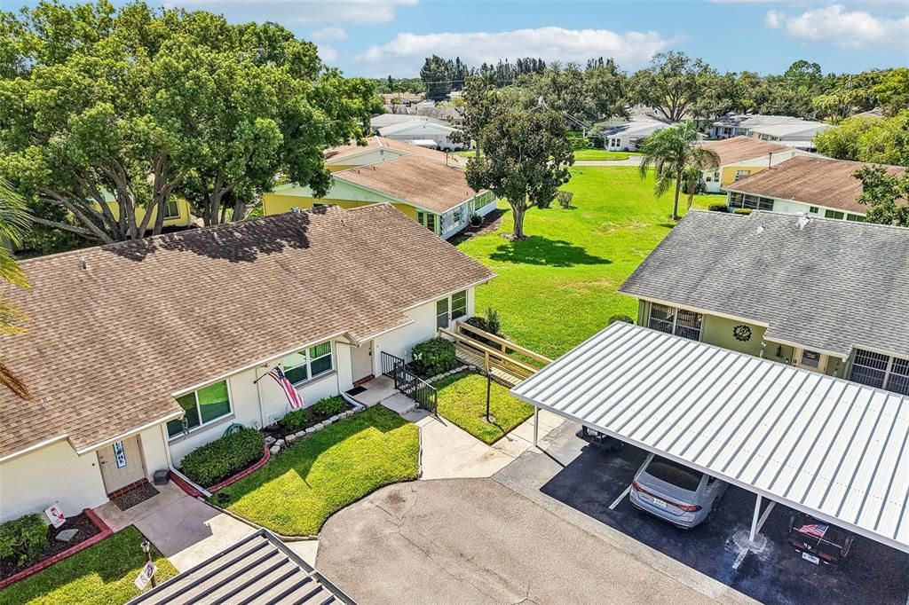 For Sale: $129,000 (2 beds, 2 baths, 984 Square Feet)
