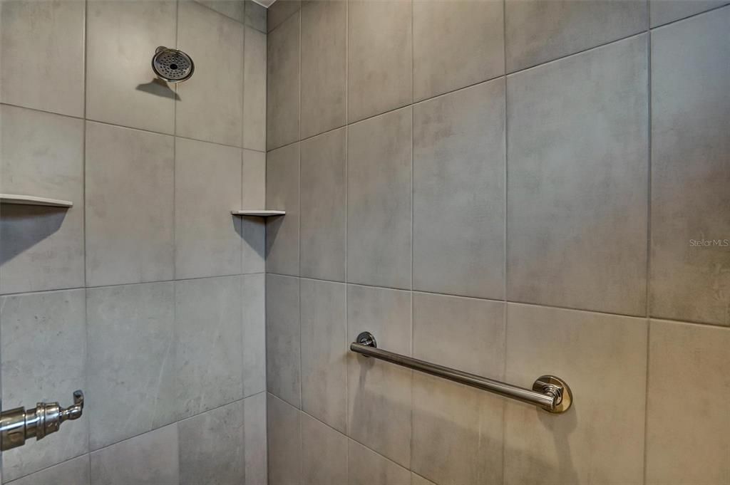 For Sale: $379,900 (3 beds, 2 baths, 1574 Square Feet)