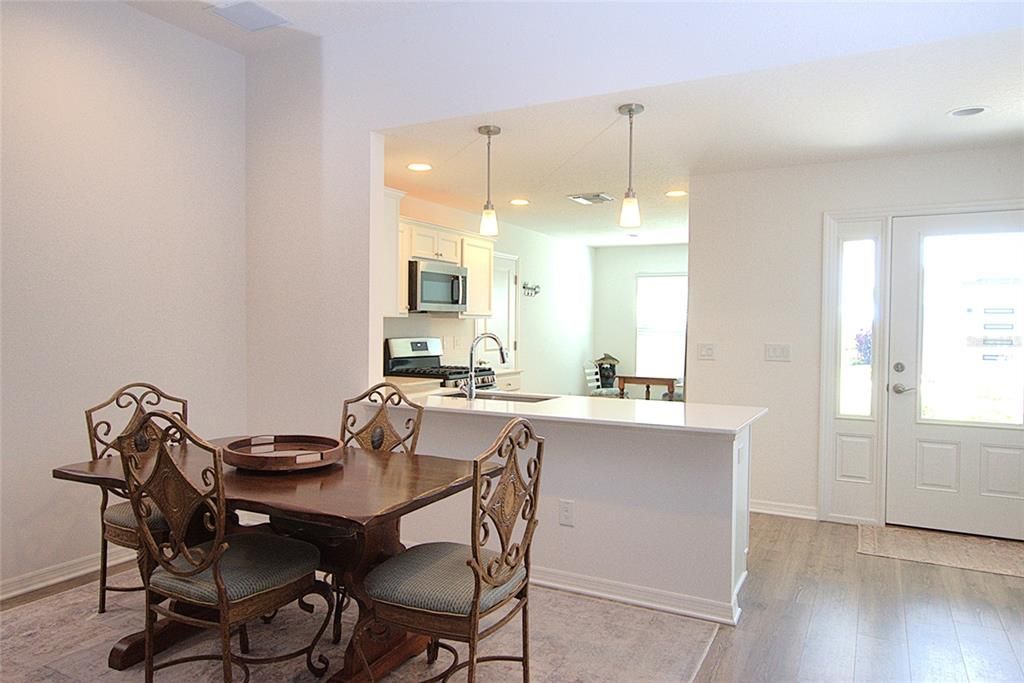 For Sale: $379,900 (3 beds, 2 baths, 1574 Square Feet)