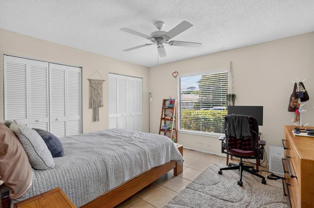 For Sale: $409,000 (3 beds, 2 baths, 1556 Square Feet)