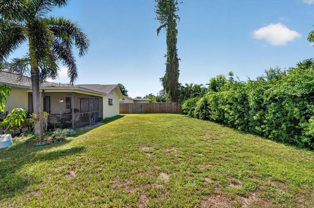 For Sale: $409,000 (3 beds, 2 baths, 1556 Square Feet)