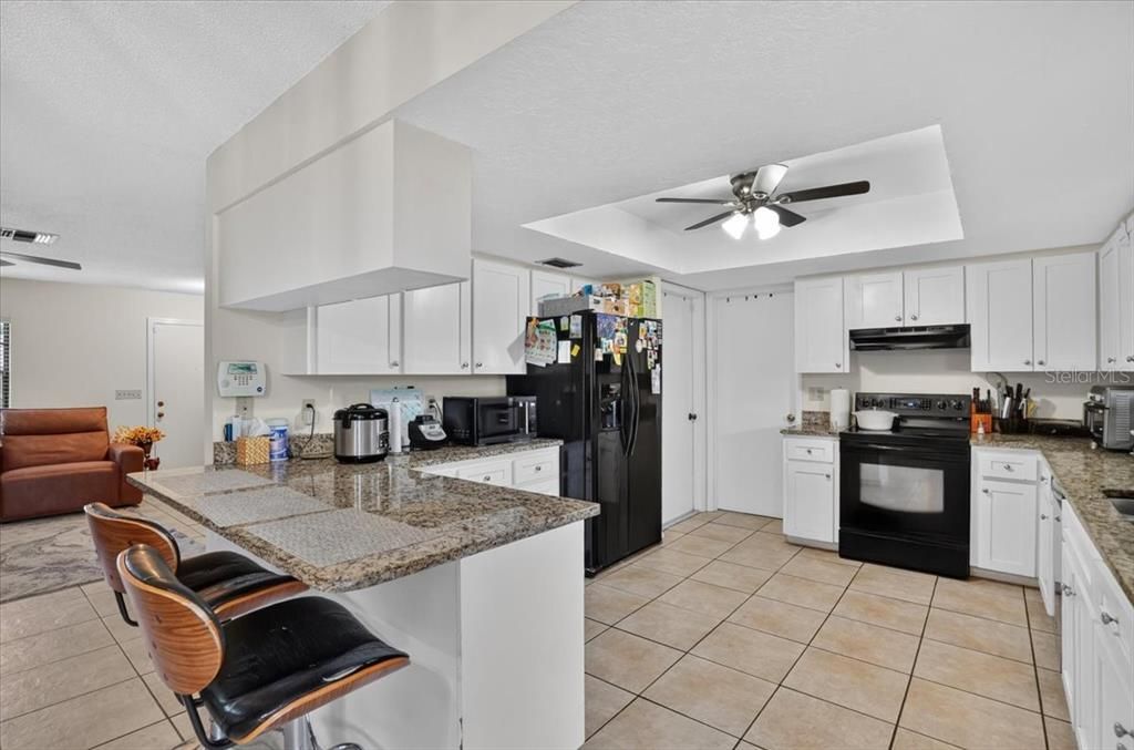 For Sale: $409,000 (3 beds, 2 baths, 1556 Square Feet)