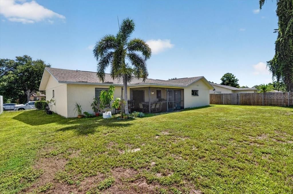 For Sale: $409,000 (3 beds, 2 baths, 1556 Square Feet)