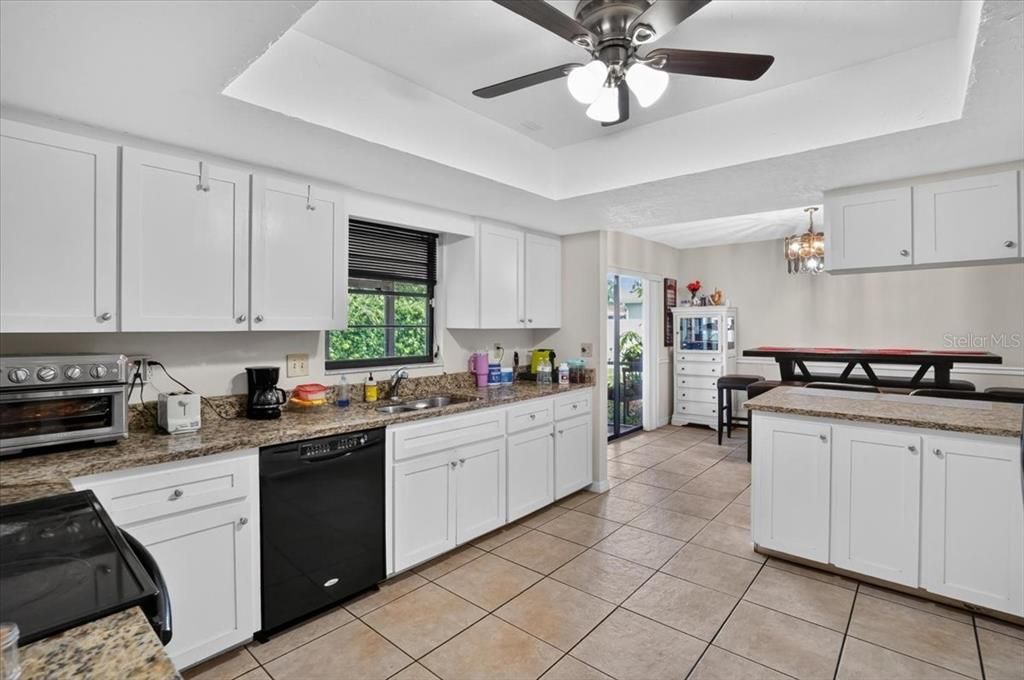 For Sale: $409,000 (3 beds, 2 baths, 1556 Square Feet)