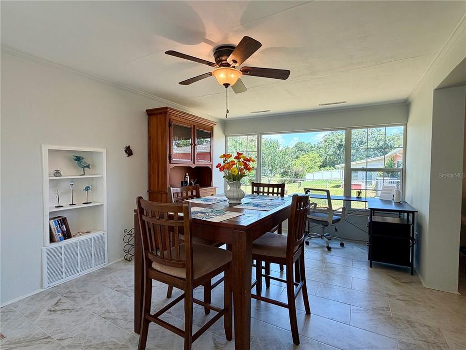 For Rent: $2,200 (2 beds, 2 baths, 1417 Square Feet)