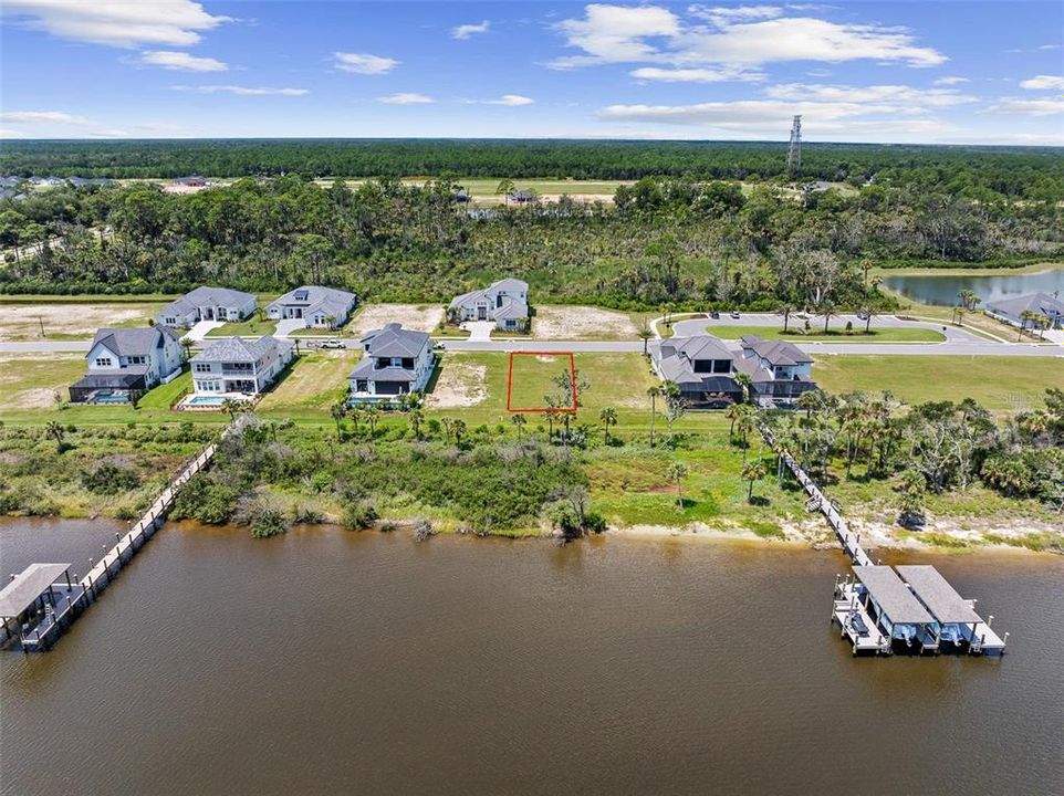 For Sale: $435,000 (0.15 acres)