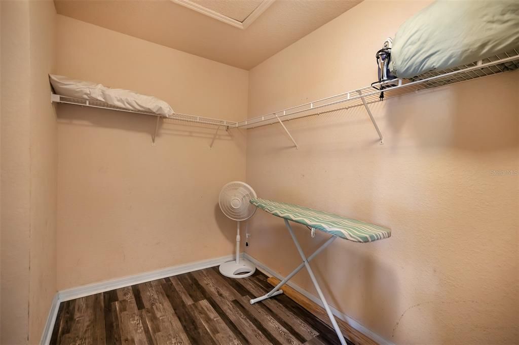 В аренду: $3,700 (5 спален, 3 ванн, 2282 Квадратных фут)
