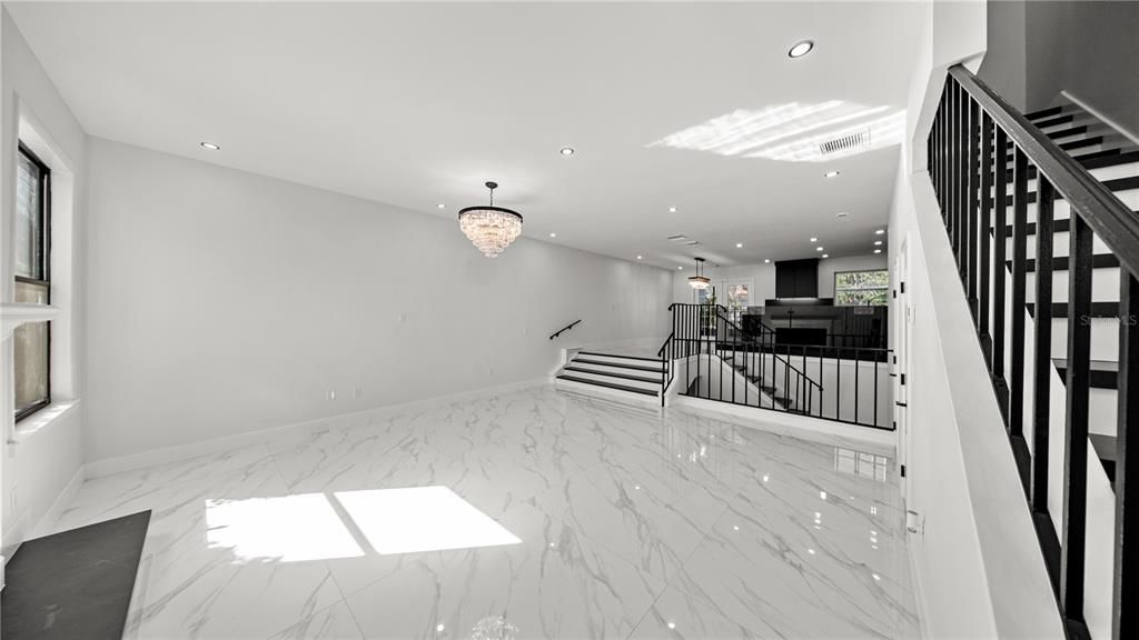 En Venta: $1,099,000 (2 camas, 2 baños, 2156 Pies cuadrados)