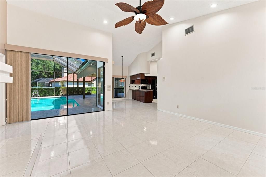 For Sale: $655,000 (4 beds, 3 baths, 2639 Square Feet)