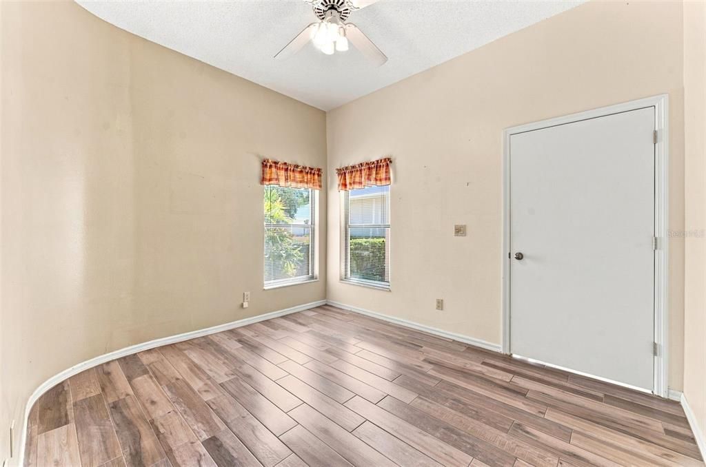 For Sale: $655,000 (4 beds, 3 baths, 2639 Square Feet)