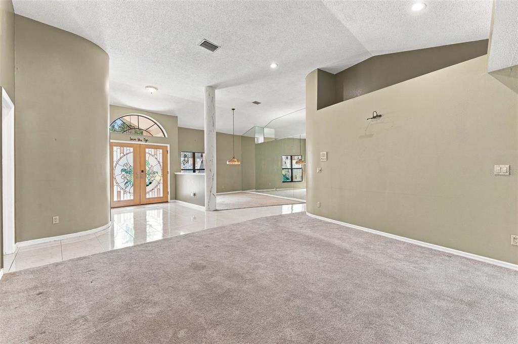 For Sale: $655,000 (4 beds, 3 baths, 2639 Square Feet)