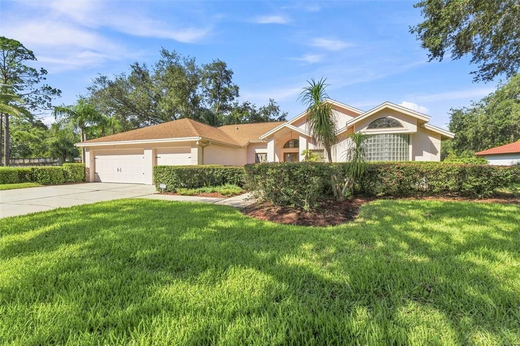 For Sale: $655,000 (4 beds, 3 baths, 2639 Square Feet)