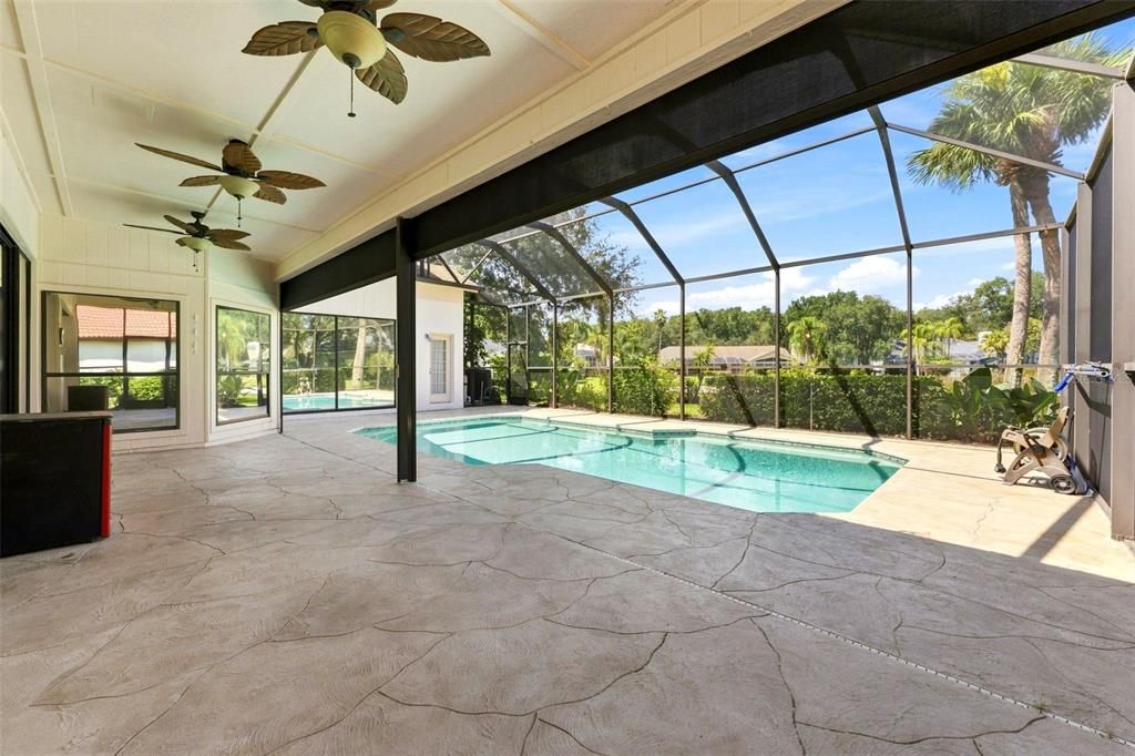 For Sale: $655,000 (4 beds, 3 baths, 2639 Square Feet)