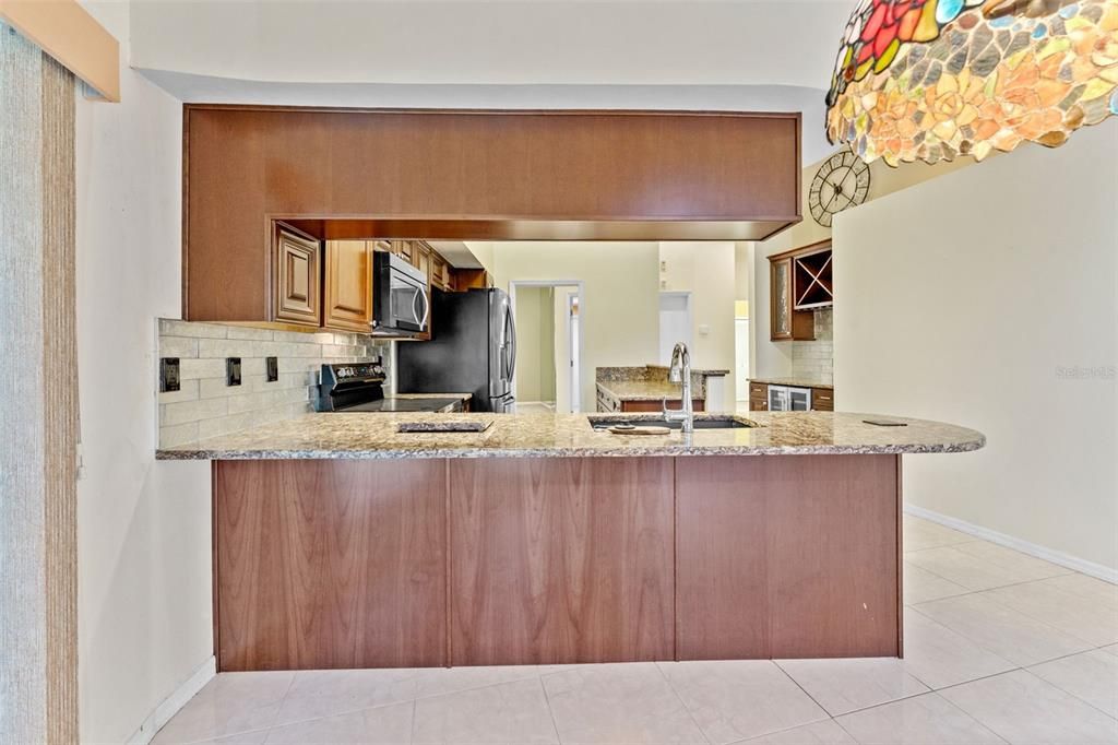 For Sale: $655,000 (4 beds, 3 baths, 2639 Square Feet)