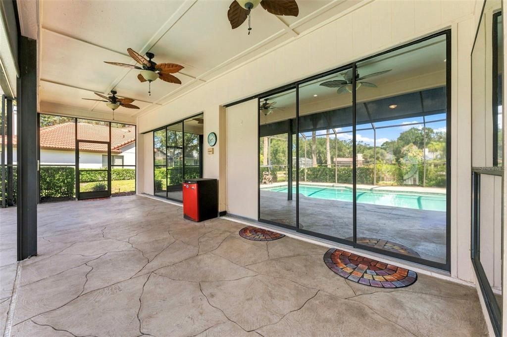 For Sale: $655,000 (4 beds, 3 baths, 2639 Square Feet)
