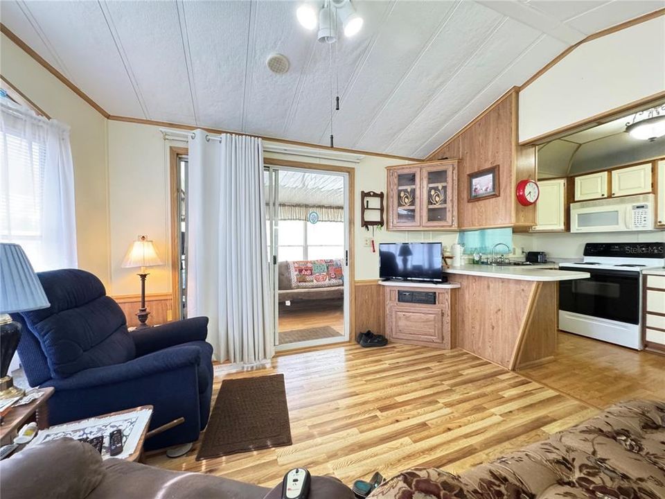 En Venta: $89,000 (2 camas, 2 baños, 735 Pies cuadrados)