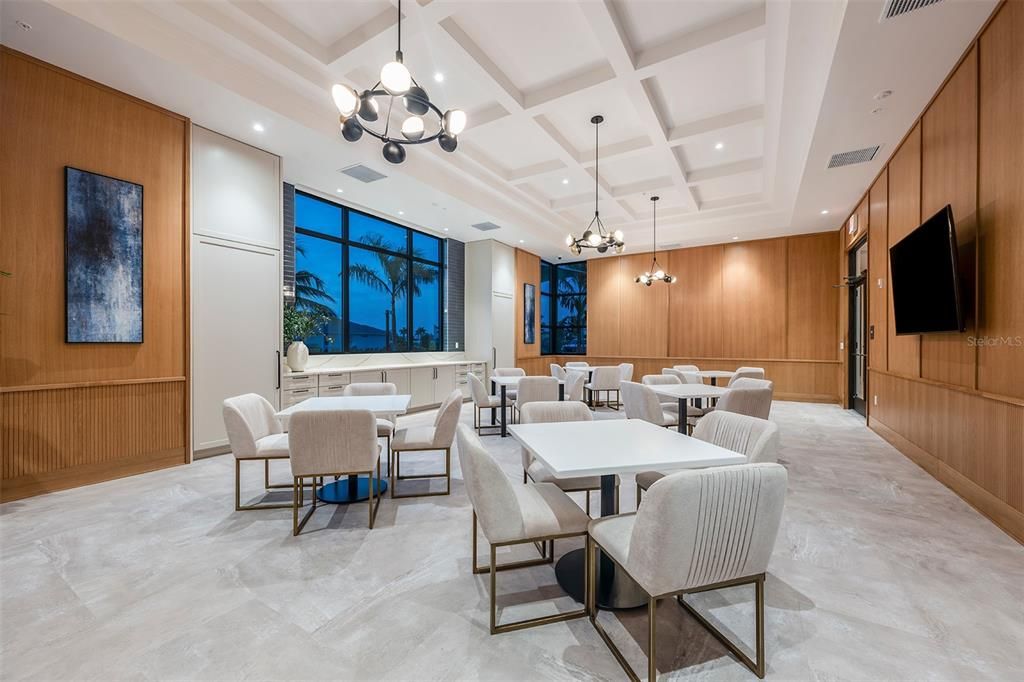 For Sale: $699,670 (3 beds, 2 baths, 1687 Square Feet)