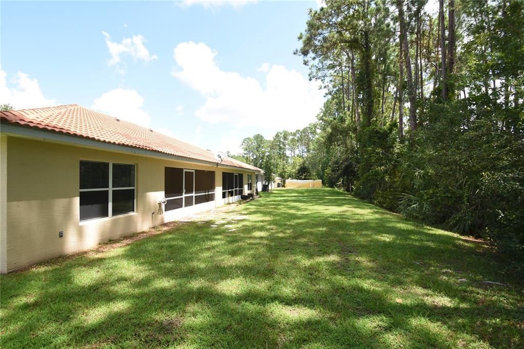 For Sale: $455,000 (6 beds, 0 baths, 2592 Square Feet)