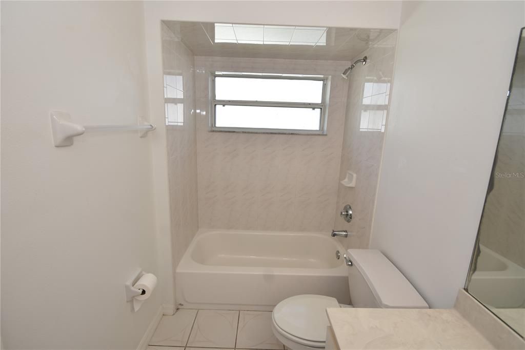 For Sale: $455,000 (6 beds, 0 baths, 2592 Square Feet)