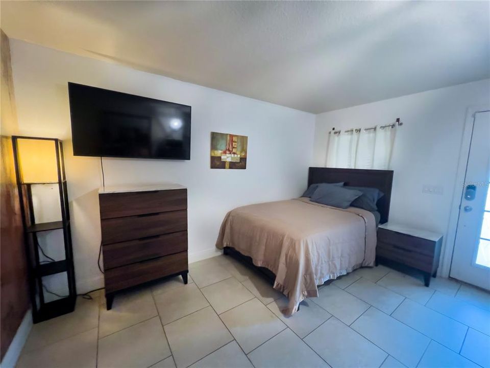 En Venta: $420,000 (3 camas, 3 baños, 2250 Pies cuadrados)