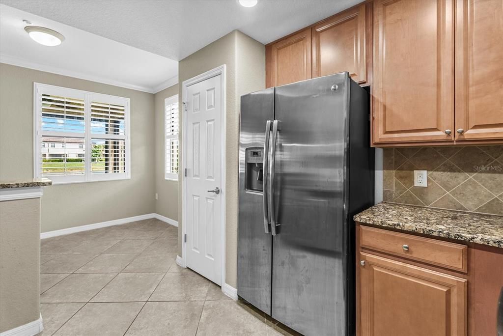 For Sale: $339,900 (3 beds, 2 baths, 1706 Square Feet)