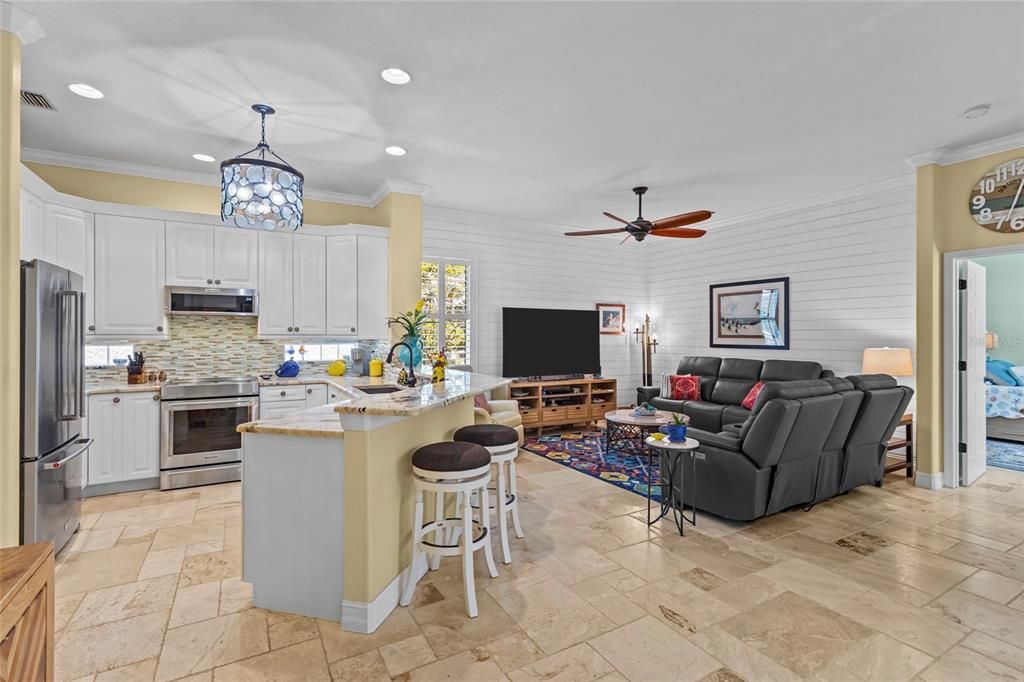 For Sale: $832,000 (3 beds, 3 baths, 1893 Square Feet)