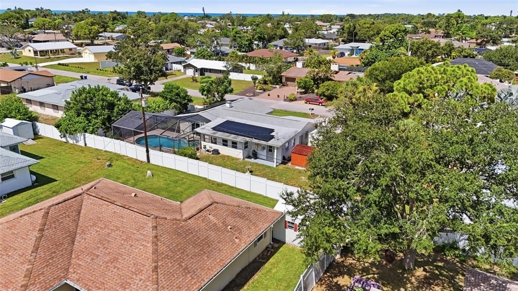 Active With Contract: $365,000 (3 beds, 2 baths, 1759 Square Feet)
