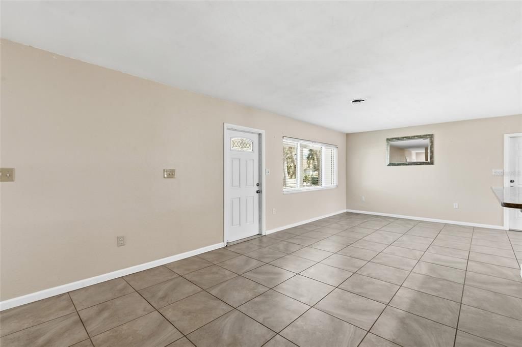 Active With Contract: $365,000 (3 beds, 2 baths, 1759 Square Feet)