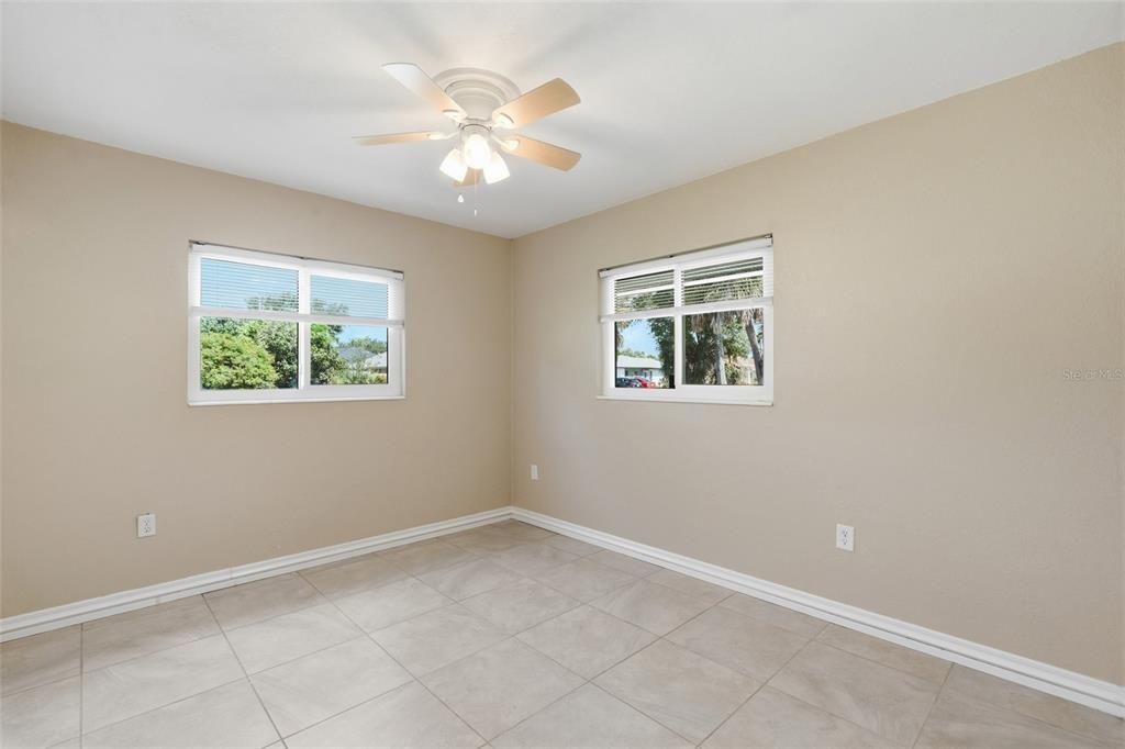 Active With Contract: $365,000 (3 beds, 2 baths, 1759 Square Feet)