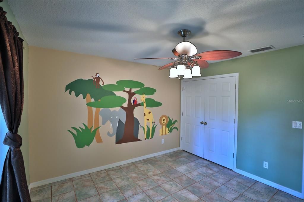 En Venta: $498,000 (3 camas, 2 baños, 1728 Pies cuadrados)