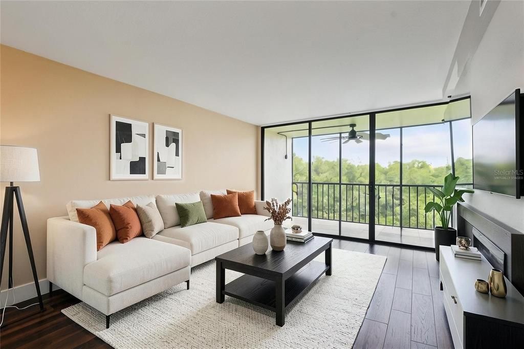 En Venta: $300,000 (2 camas, 2 baños, 960 Pies cuadrados)