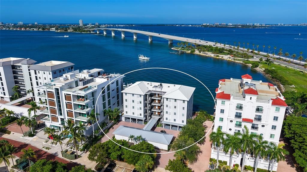 For Sale: $975,000 (2 beds, 2 baths, 1367 Square Feet)