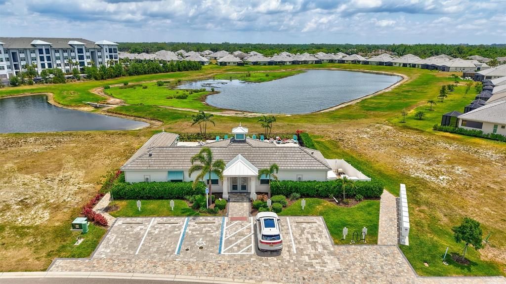 En Venta: $407,000 (2 camas, 2 baños, 1629 Pies cuadrados)