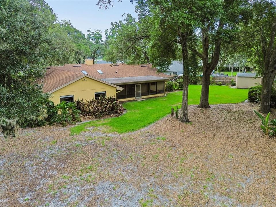 For Sale: $607,000 (4 beds, 2 baths, 2009 Square Feet)
