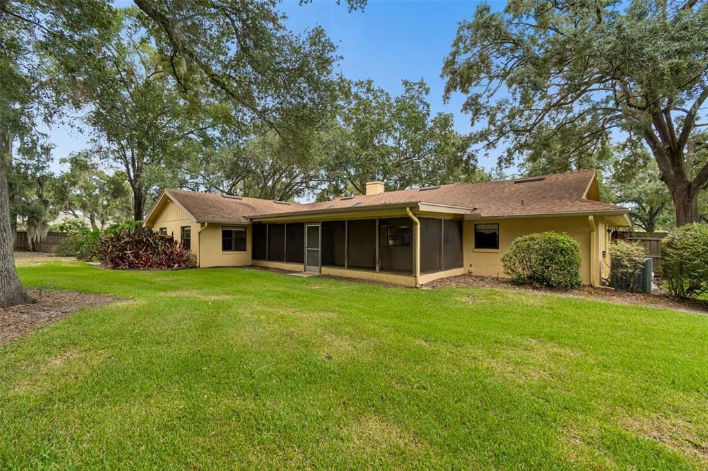 For Sale: $607,000 (4 beds, 2 baths, 2009 Square Feet)